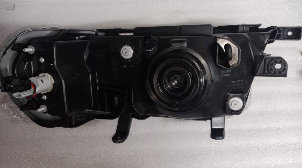 [ 8301A312 ] - DEPO - FAROLA DERECHA MITSUBISHI NATIVA 2003/ BORDE NEGRO