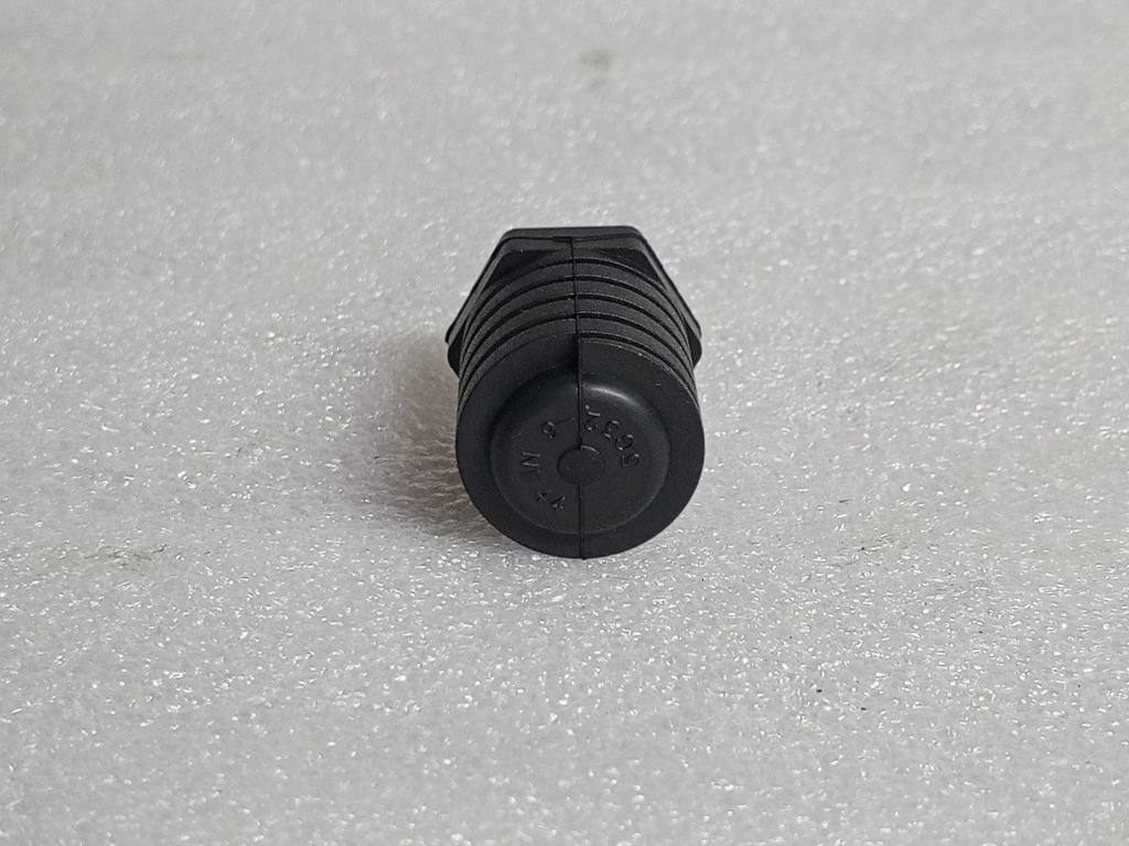 [MB926555] - MITSUBISHI - LIFT GATE BUMPER