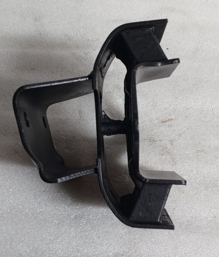 [MB691280] - AZ - TAIWAN | SOPORTE CAJA  MITSUBISHI MONTERO 2.4/3.0 (CENTRAL)