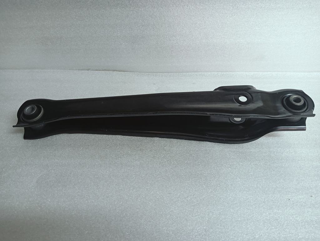 MB809231 -23- OKAP-BRAZO INFERIOR TRASERO TEMPLE(R) MITSUBISHI LANCER 97-00 