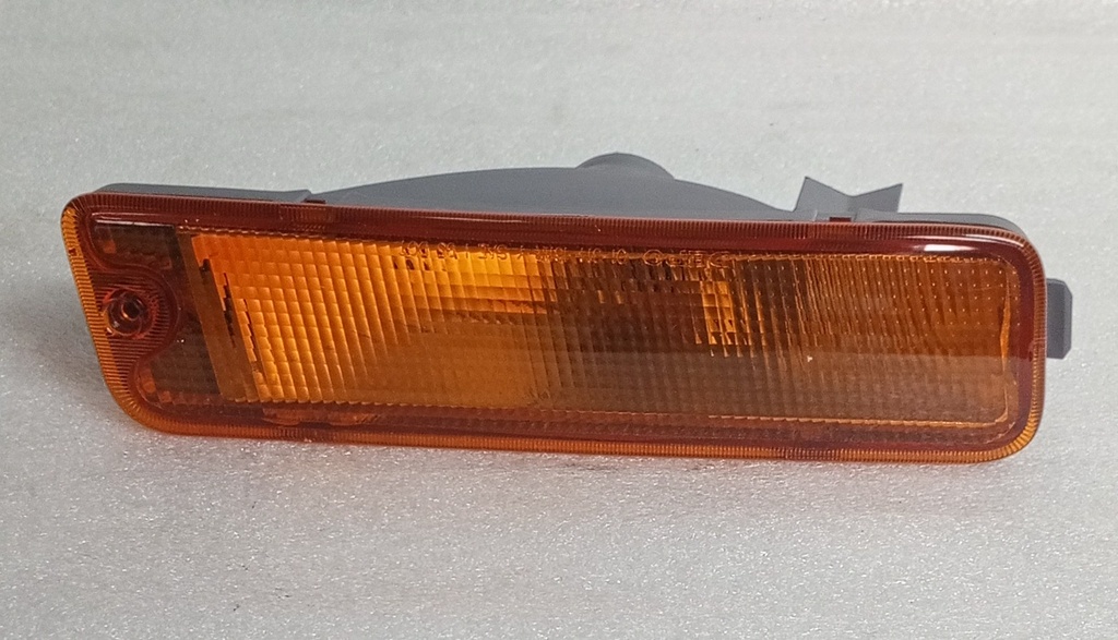 [MR325896] - DEPO-TAIWAN | LAMPARA DERECHA BOMPER DELANTERO MONTERO SPORT / NATIVA 1998-