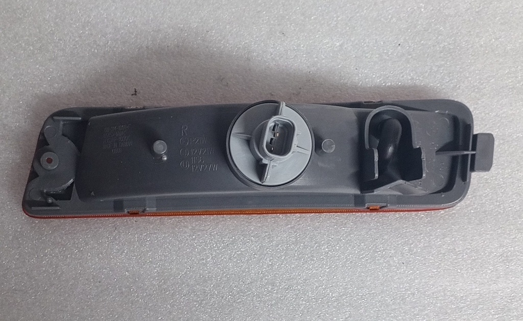 [MR325896] - DEPO-TAIWAN | LAMPARA DERECHA BOMPER DELANTERO MONTERO SPORT / NATIVA 1998-