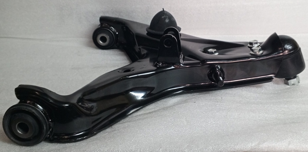 [4013A471] - JOMO - TIJERA INFERIOR IZQUIERDA MITSUBISHI SPORTERO 2019-