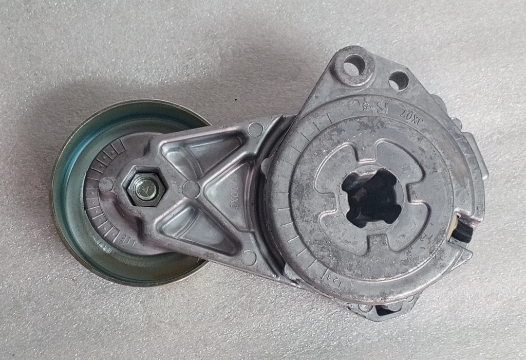 [1345A078] - JOMO-TAIWAN | (MK)TENSOR CORREA ALTERNADOR MONTERO SPORT KS5W 3.0 24 VALV 6B31 (FIJO BASE)