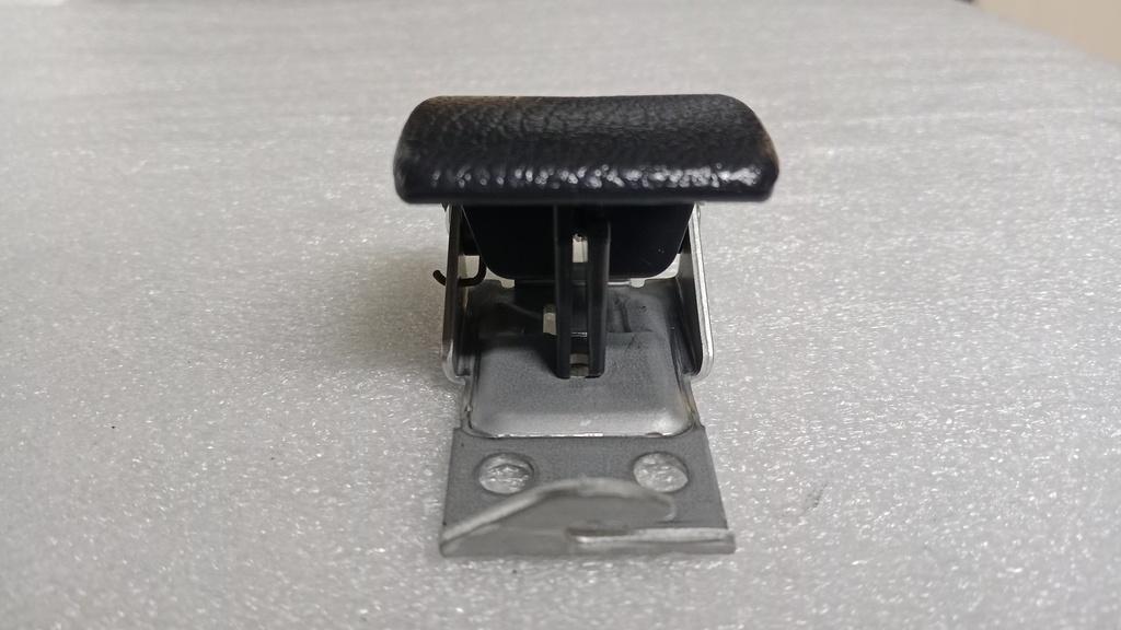 [ 5910A027XA ] - MITSUBISHI - MANIJA APERTURA CAPOT