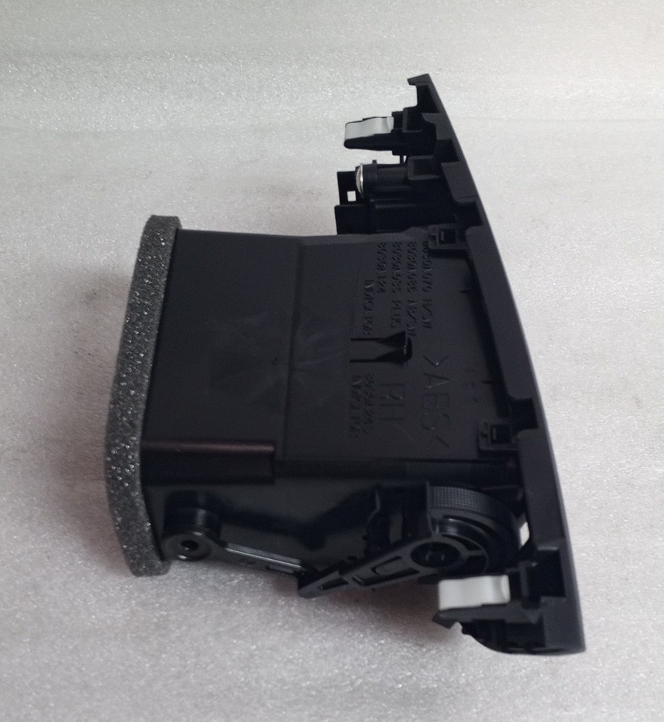 [8030A035XA] - MITSUBISHI | REJILLA AIRE.DERECHA.PANEL.INSTRUMENTOS NEW MONTERO. 