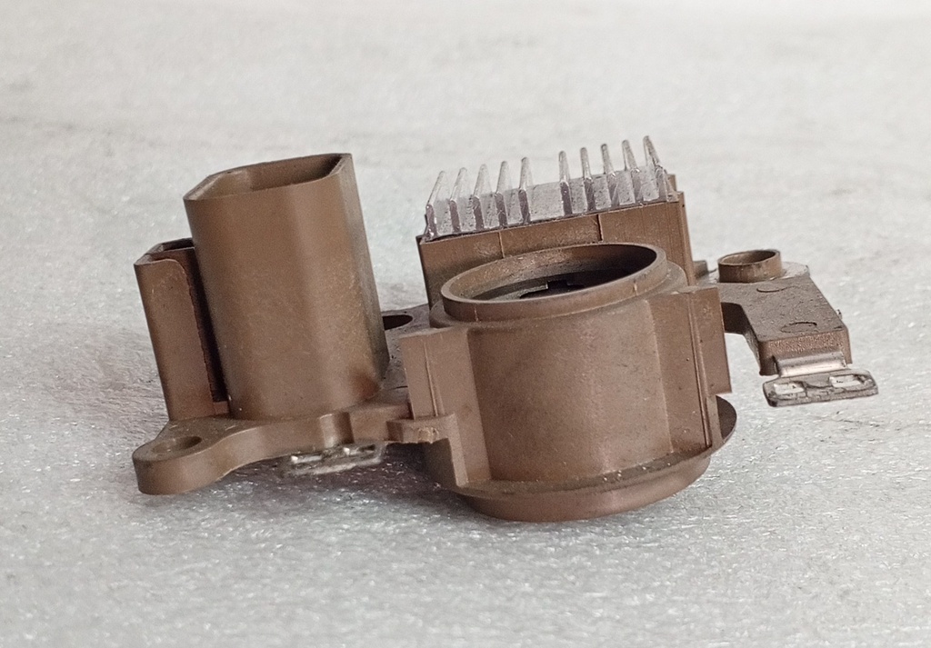 [ IM832 ] - F.D - REGULADOR ALTERNADOR