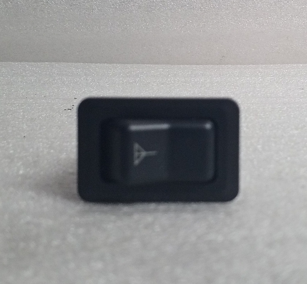[MR298275] - MITSUBISHI | SWITCH ANTENA MONTERO