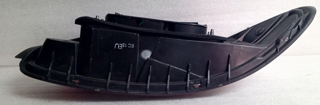 [MB907243] - MITSUBISHI | STOP TRASERO  IZQUIERDO COLT
