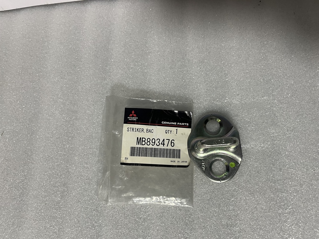 [MB893476] - MITSUBISHI | PLATINA CERRADURA MONT 96