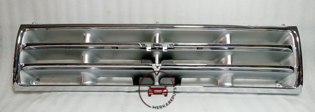 [MR391860]- TAIWAN - PERSIANA CROMADA MONTERO V43W / V45W (3 carriles)