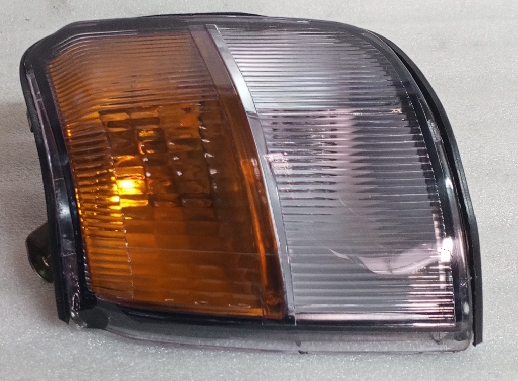 [[MR124957] -  MB831083] [6169402414] - FORCETEQ-TAIWAN | DIRECCIONAL DELANTERA MITSUBISHI MONTERO (IZQ) (BORDE NEGRO)