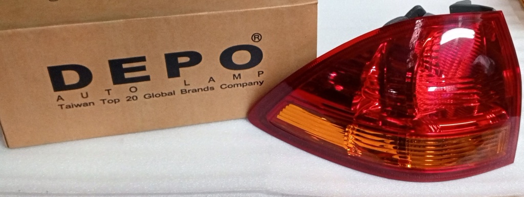 [8330A823] - DEPO-TAIWAN | STOP TRASERO MITSUBISHI NEW NATIVA (IZQUIERDO)