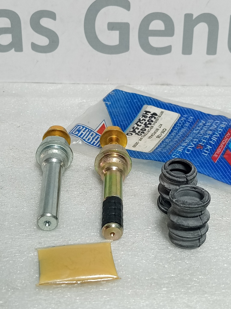 [[4605A052] - [MR527540]] [CM-135] - ICHIBAN | KIT MORDAZA DELANTERA MITSUBISHI SPORTERO L-200 / MONTERO SPORT