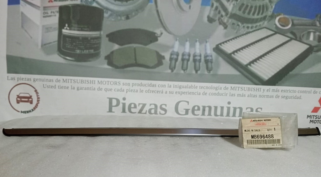 [MB696488] - MITSUBISHI | MOLDURA PARABRISAS MITSUBISHI MONTERO CROMADO(DERECHO)