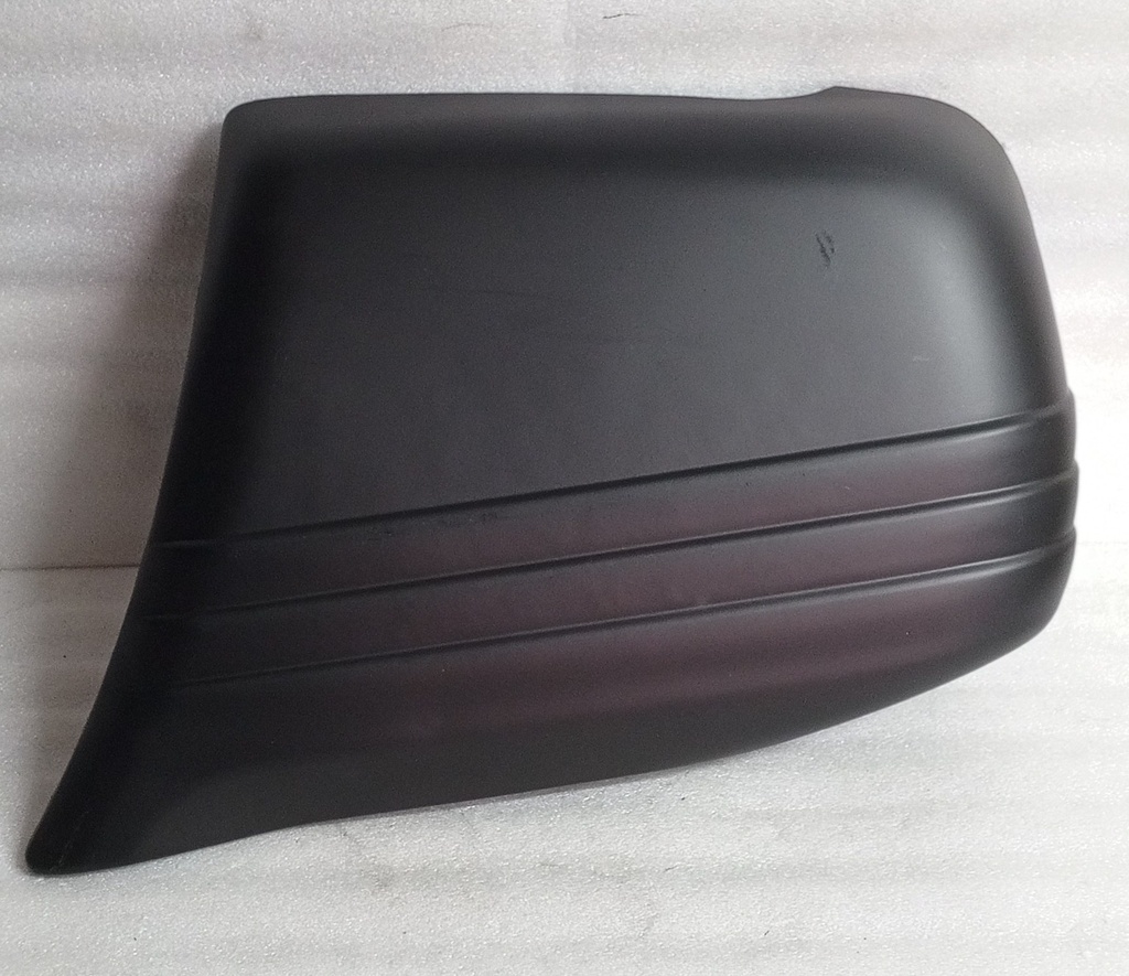 [MB831052] - TONG YANG - TAIWAN | PUNTERA BOMPER TRASERA MONTERO HARD TOP (DERECHA) 