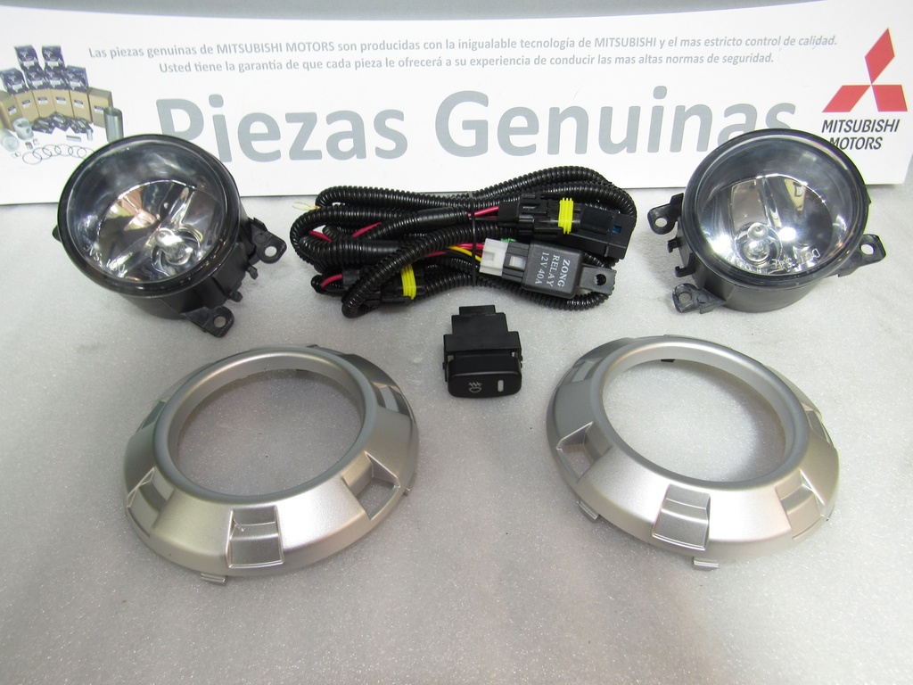 [6169402830] - HZONE | JUEGO EXPLORADORAS MITSUBISHI NEW MONTERO