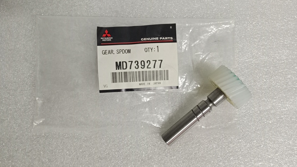 [MD739277] - MITSUBISHI | PIÑON VELOCIMETRO MITSUBISHI MONTERO 2.400 V11 (NYLON) (27 DIENTES)