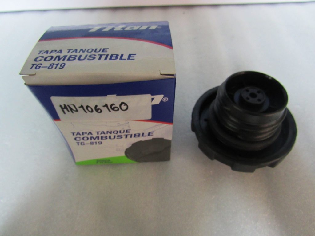 [MN106160] - TITAN - NACIONAL | TAPA TANQUE.COMBUSTIBLE. L300/98  