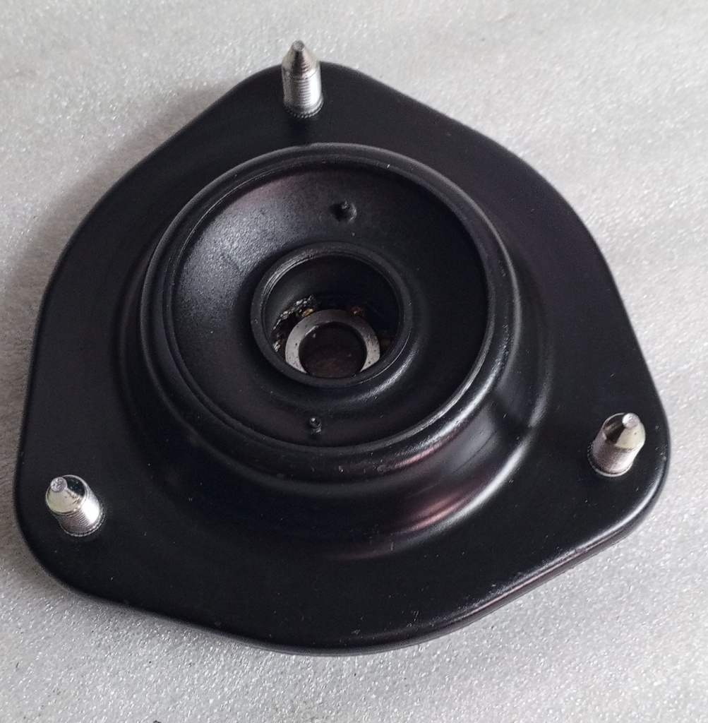 [MR131420] - MITSUBISHI | SOPORTE AMORTIGUADOR DELANTERO MITSUBISHI LANCER 96 (3 TORNILLOS)