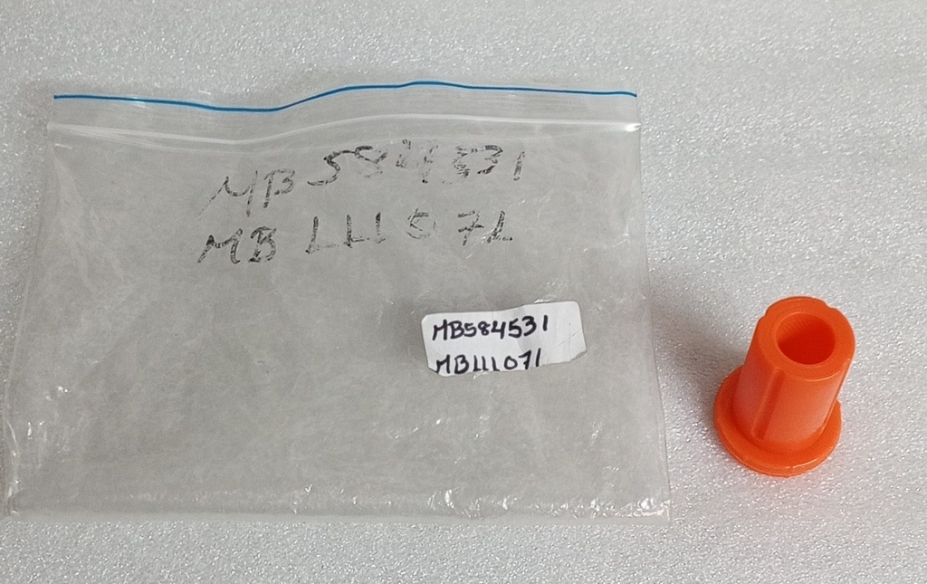 [MB111071] - NAVCAR-NACIONAL | BUJE MUELLE TRASERO  MONTERO / L-300 / ADVANCER / LARGO (NARANJA)