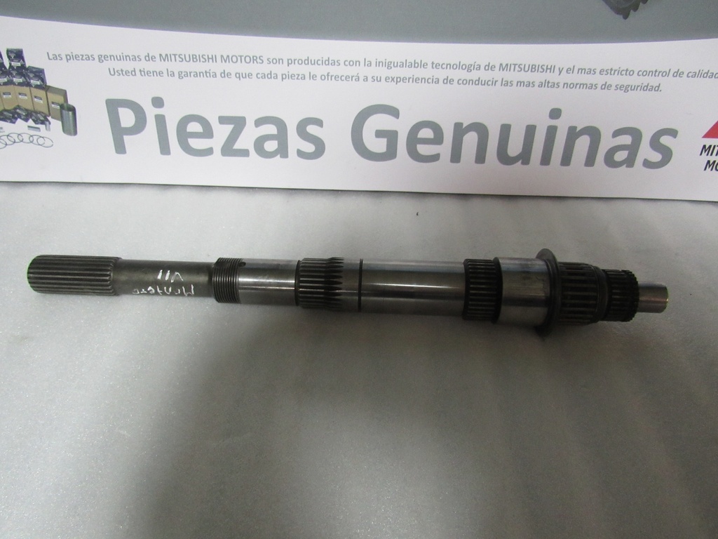 [MR246653-R] - MITSUBISHI | (Remanufacturado) EJE CORREDIZO CAJA DE CAMBIOS MONTERO 2.4 / V11 1997/2008