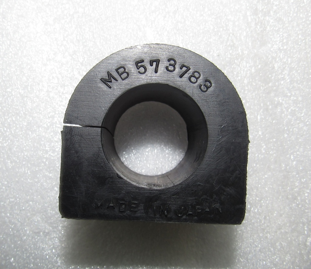 [MB573783] - TERADA | BUJE CENTRAL ESTABILIZADORA DELANTERA MONTERO V6-3000 (copia)