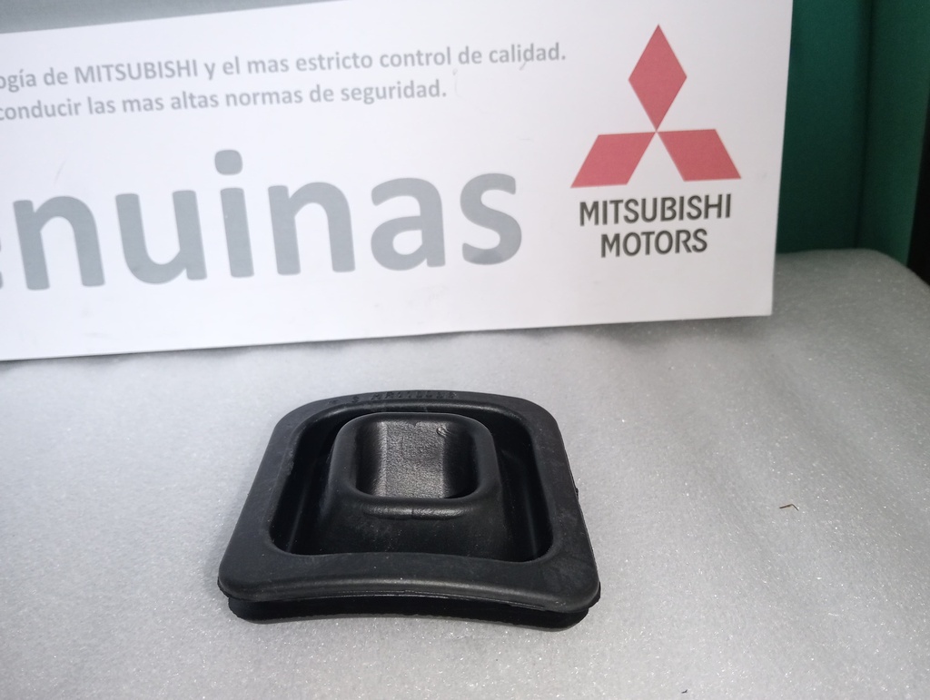 [[] - []] [MR110088] - MITSUBISHI | GUARDAPOLVO HORQUILLA EMBRAG MONT98