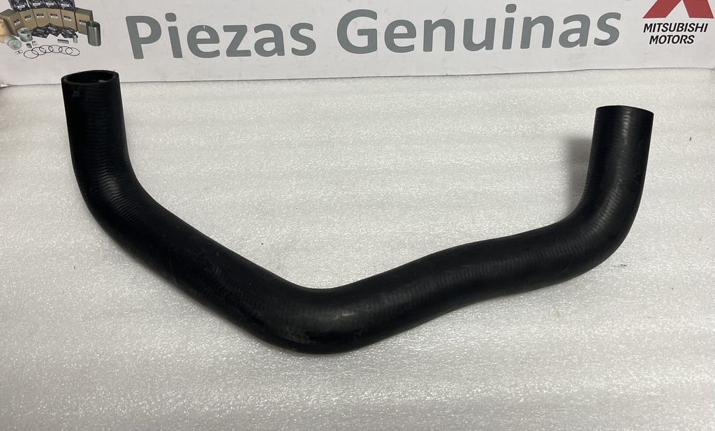 MR266514 -44 MANGUERA INFERIOR RADIADOR MONT/V11 CAUPLAS