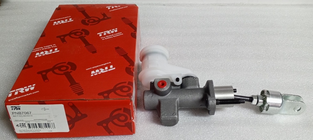 BOMBA CLUTCH MITSUBISHI SPORTERO PRINCIPAL 