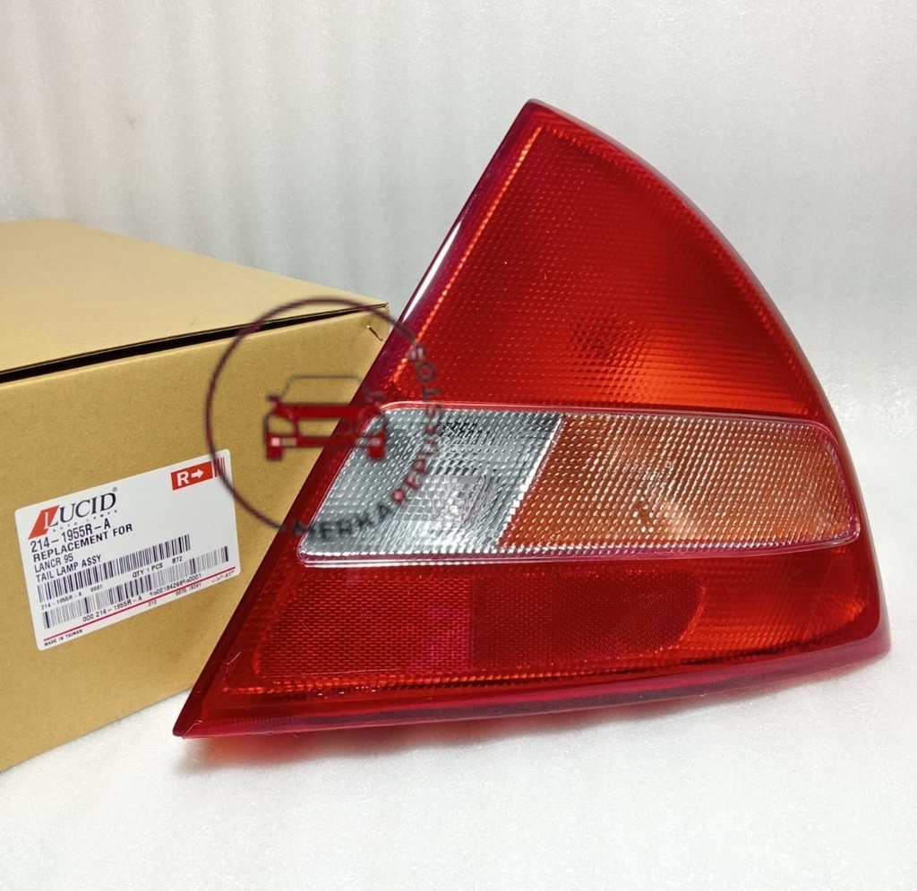 [MR241382] - STOP TRASERO DER. MITSUBISHI LANCER CK /96  (LINEA AMARILLA RECTA)