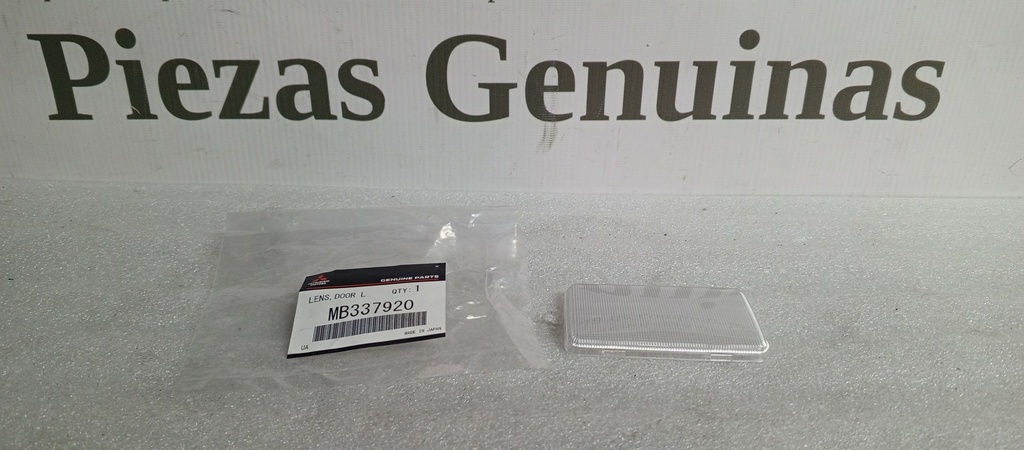 [MB337920] - MITSUBISHI | LENTE LAMPARA PUERTA INTERIOR MONTERO / NATIVA
