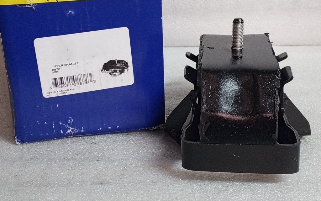 MR210234 SOPORTE TRASERO MOTOR 