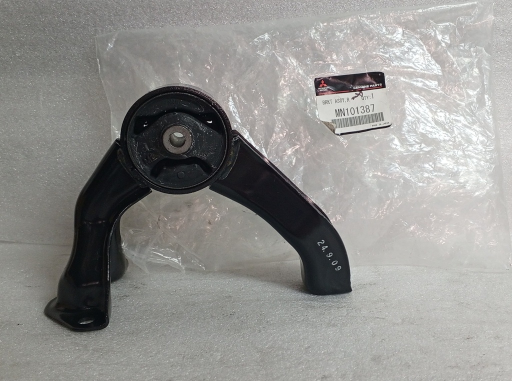 [ MN101387 ] - MITSUBSHI - SOPORTE TRASERO MOTOR MITSUBISHI LANCER 2008/ OUTLANDER 10/12 / ASX 2.0 10/15 (4B11)