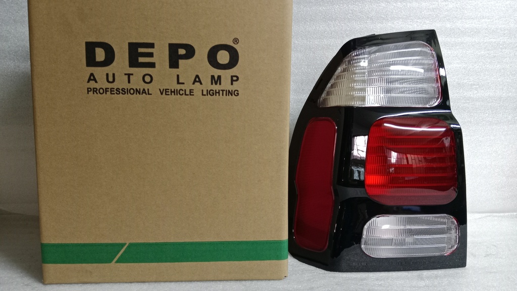 [8330A059] DEPO - TAIWAN - STOP TRASERO IZQUIERDO MITSUBISHI NATIVA 2008-2009
