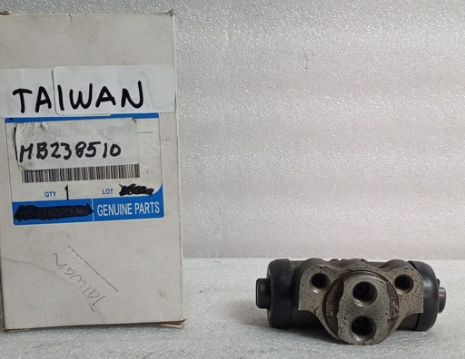 [[MB238510] - [MB238828]] [MB238510] - SANYCO | CILINDRO FRENO MONTERO STD TRASERO IZQUIERDO   (cilindro original)