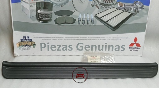 [[0] - [0]] [MR748402] - MITSUBISHI / PISA ALFOMBRA DELANTERO DERECHO MITSUBISHI LANCER 1994-2001 (GRIS)