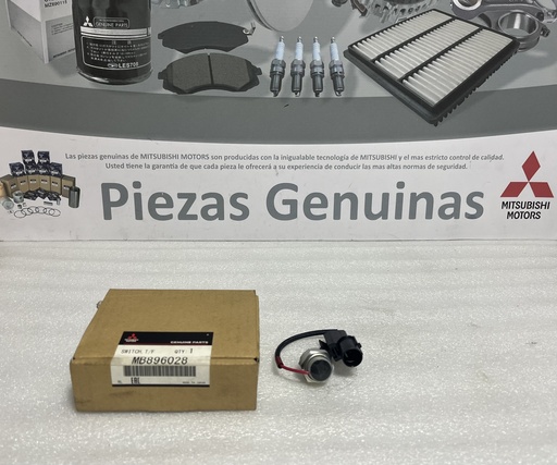 [[0] - [0](cable R-B-punta4,5mm-rosca12mm-conector negro-cable 11cm)]] [MB896028] MITSUBISHI  INTERRUPTOR PALANCA CAJA  