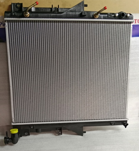 [[3560Y (TAPA DE 1.1)] - [MN135032  1350A877]] [1350A922] - KIMO- | RADIADOR MITSUBISHI SOPORTERO 2.5 / L-200 2016/ (GOLLETE INFERIOR CURVO)