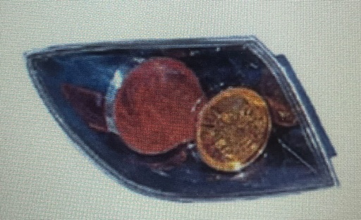 [216-1964 UQ ] DEPO - TAIWAN / STOP TRASERO IZQUIERDO MAZDA 3  2003-2005 (HATCHBACK)